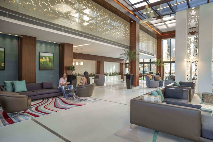 Imagen de los interiores del Hotel Burgu Arjaan by Rotana. Foto 18