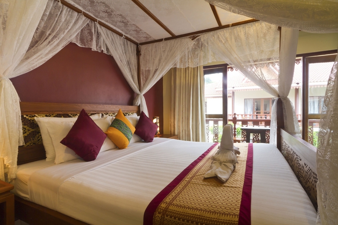 Imagen general del Hotel Buri Beach Resort. Foto 1