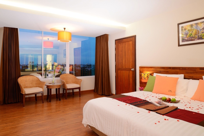 Imagen de la habitación del Hotel Buri Sriphu and Convention Centre. Foto 5