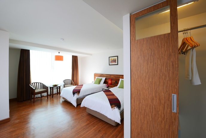 Imagen de la habitación del Hotel Buri Sriphu and Convention Centre. Foto 7