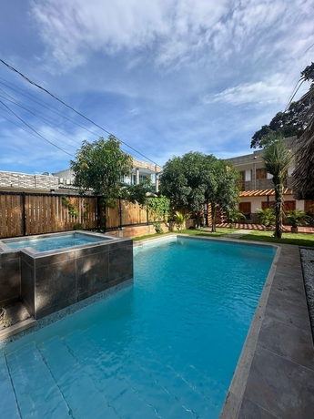 Imagen de la piscina del Hotel Buritaca House. Foto 15