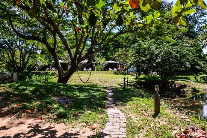 Imagen de los exteriores del Hotel Buritara Resort and Spa, Kanchanaburi. Foto 6
