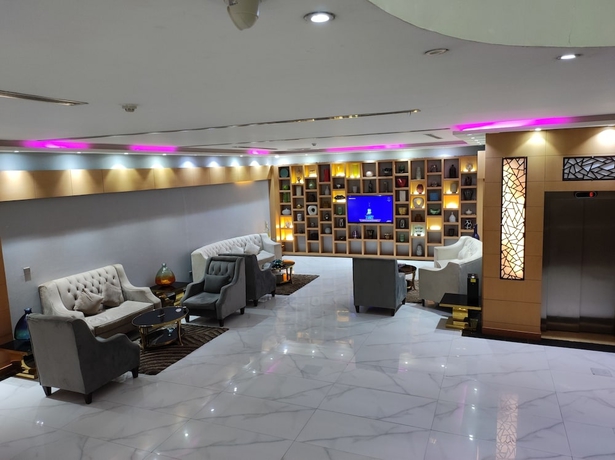 Imagen del bar/restaurante del Hotel Burj Al Hayah Tower - Al Malaz. Foto 2