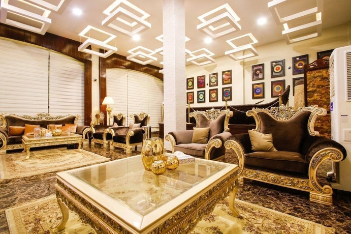 Imagen de los interiores del Hotel Burj Al Swat. Foto 17