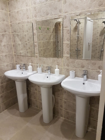 Imagen de la habitación del Hotel Burka Hostel. Foto 7