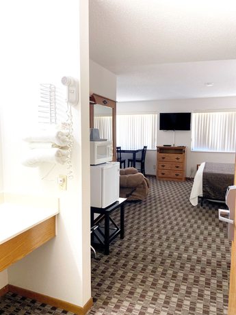 Imagen de la habitación del Hotel Burke Inn Motel and Suites. Foto 5