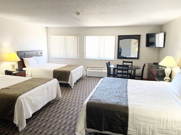 Imagen de la habitación del Hotel Burke Inn Motel and Suites. Foto 8