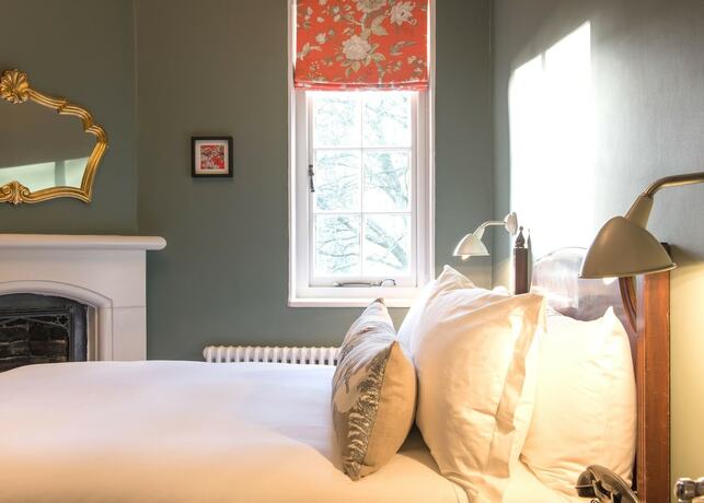 Imagen general del Hotel Burley Manor. Foto 1