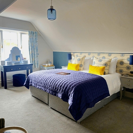 Imagen de la habitación del Hotel Burlington Berties. Foto 15