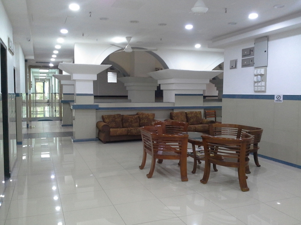 Imagen de los interiores del Hotel Burmahtel - Hostel. Foto 9