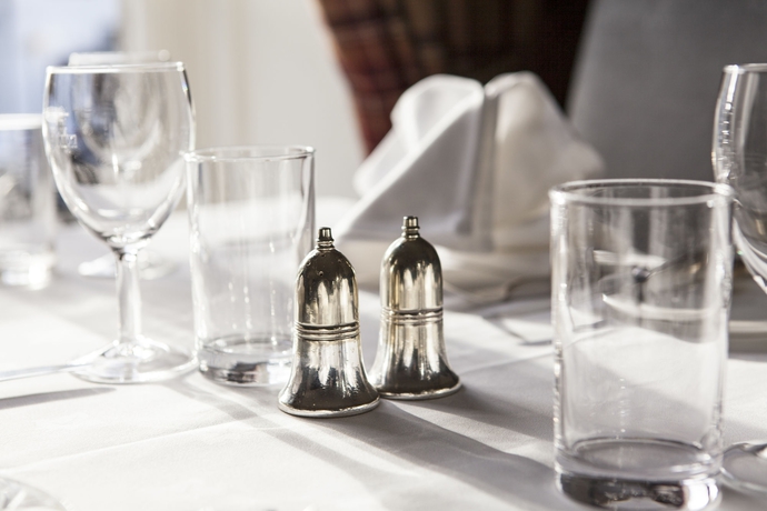 Imagen del bar/restaurante del Hotel Burnett Arms. Foto 3