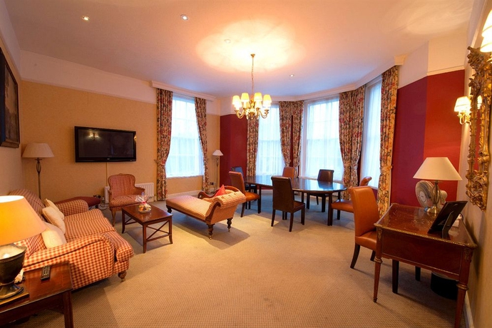 Imagen de los interiores del Hotel Burnham Beeches. Foto 11