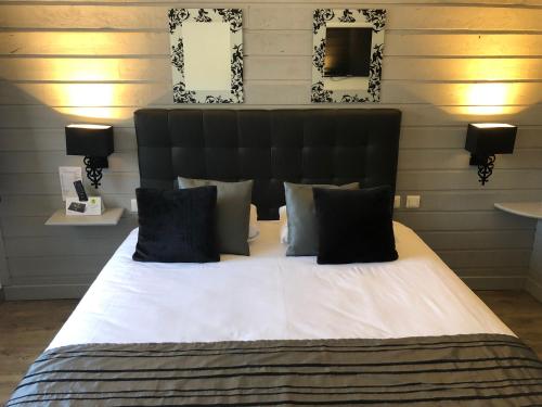 Imagen de la habitación del Hotel Burnichon. Foto 7