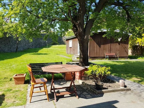 Imagen de los exteriores del Hotel Burntisland House. Foto 5