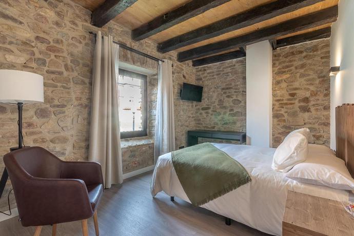 Imagen de la habitación del Hotel Burruzkale Etxea. Foto 9