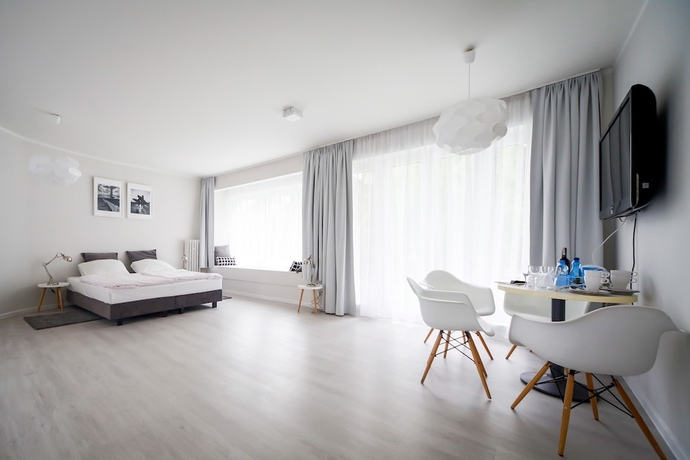 Imagen de la habitación del Hotel Bursztyn. Foto 16