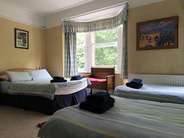 Imagen de la habitación del Hotel Burton Villa Guest House. Foto 11