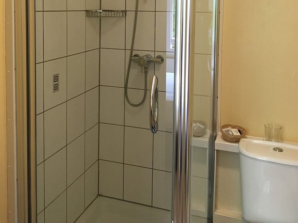 Imagen de la habitación del Hotel Burton Villa Guest House. Foto 16