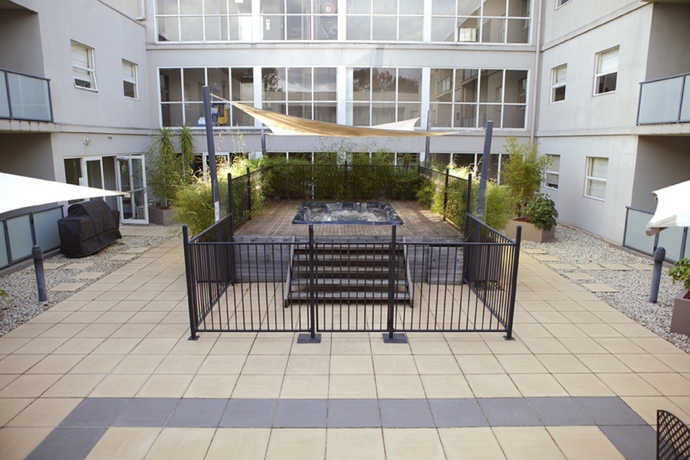 Imagen de los exteriores del Hotel Burwood Serviced Apartments. Foto 13