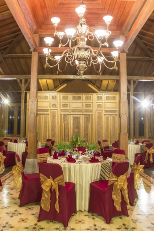 Imagen de los interiores del Hotel Burza Yogyakarta. Foto 15
