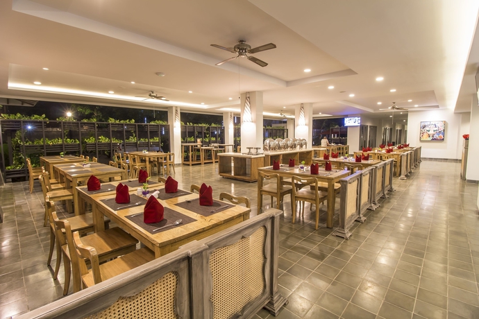Imagen del bar/restaurante del Hotel Burza Yogyakarta. Foto 10