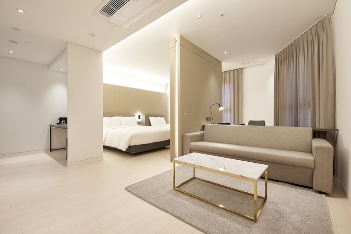 Imagen de la habitación del Hotel Busan City. Foto 17