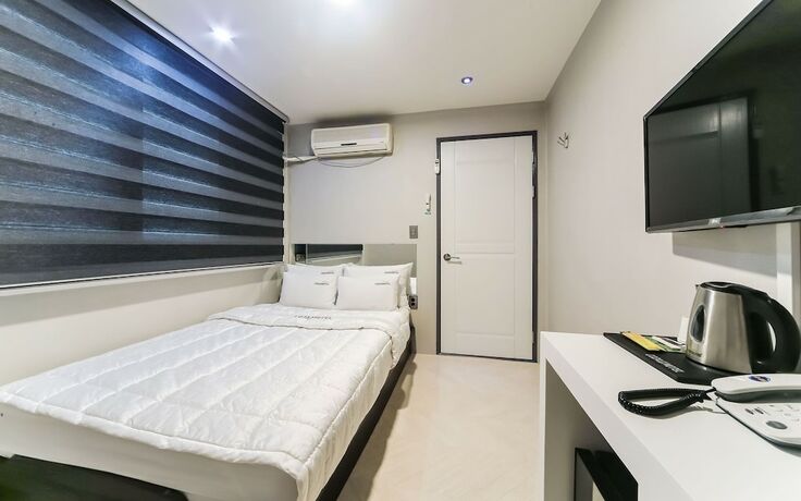 Imagen de la habitación del Hotel Busan Dadaepo Coza 837. Foto 16