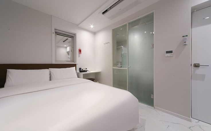 Imagen de la habitación del Hotel Busan Daeyeondong Bosco. Foto 9