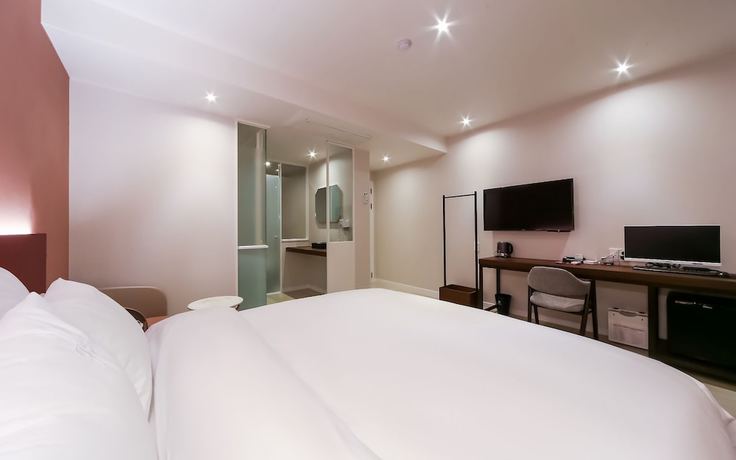 Imagen de la habitación del Hotel Busan Daeyeondong Bosco. Foto 11