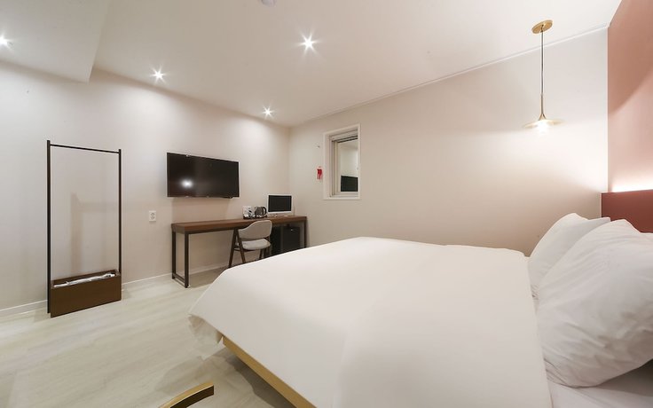 Imagen de la habitación del Hotel Busan Daeyeondong Bosco. Foto 14
