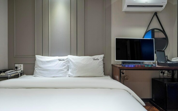 Imagen de la habitación del Hotel Busan Daeyeondong Smith. Foto 11