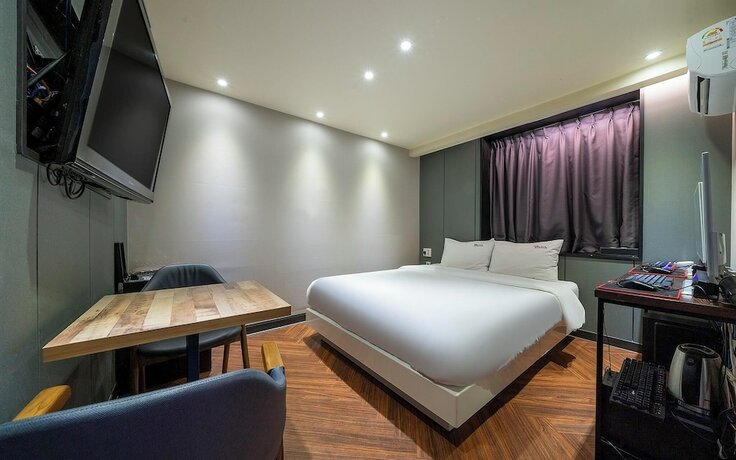 Imagen de la habitación del Hotel Busan Daeyeondong Smith. Foto 14