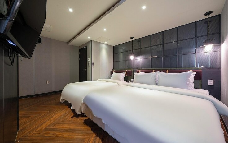 Imagen de la habitación del Hotel Busan Daeyeondong Smith. Foto 18