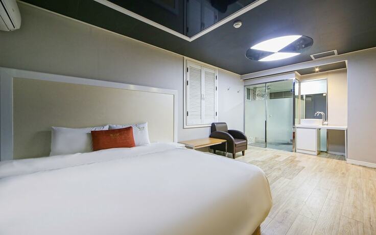 Imagen de la habitación del Hotel Busan Daeyeondong Z. Foto 17