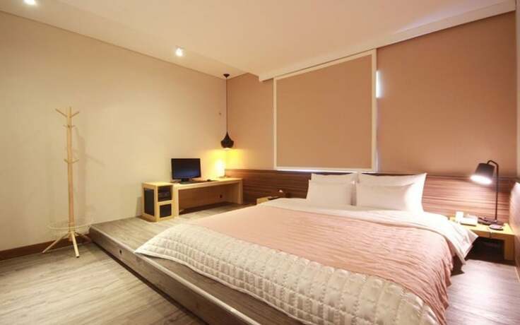 Imagen de la habitación del Hotel Busan Deokcheon 25h. Foto 32
