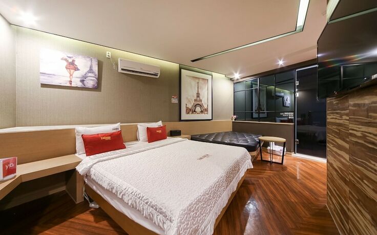 Imagen de la habitación del Hotel Busan Deokcheon 2heaven. Foto 13