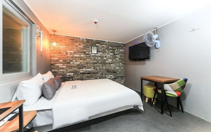 Imagen de la habitación del Hotel Busan Dongnae Seven Bridge. Foto 23