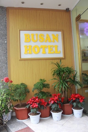 Imagen de los exteriores del Hotel Busan. Foto 12