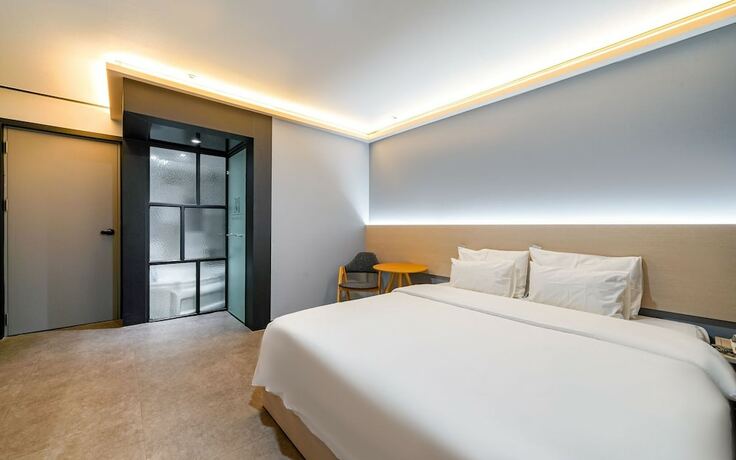 Imagen de la habitación del Hotel Busan Gangseo Sinhodong The May. Foto 17