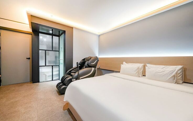 Imagen de la habitación del Hotel Busan Gangseo Sinhodong The May. Foto 20