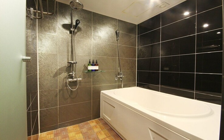 Imagen de la habitación del Hotel Busan Goejeong Rosso. Foto 37