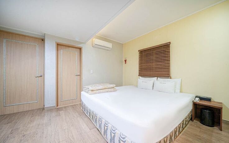 Imagen de la habitación del Hotel Busan Guseo-dong VOV. Foto 18