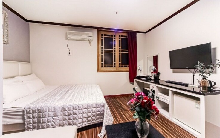 Imagen de la habitación del Hotel Busan Hadan Green Hill. Foto 19