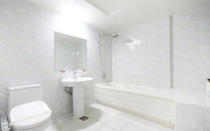 Imagen de la habitación del Hotel Busan Hadan Paradise. Foto 27