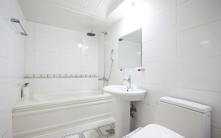 Imagen de la habitación del Hotel Busan Hadan Paradise. Foto 36