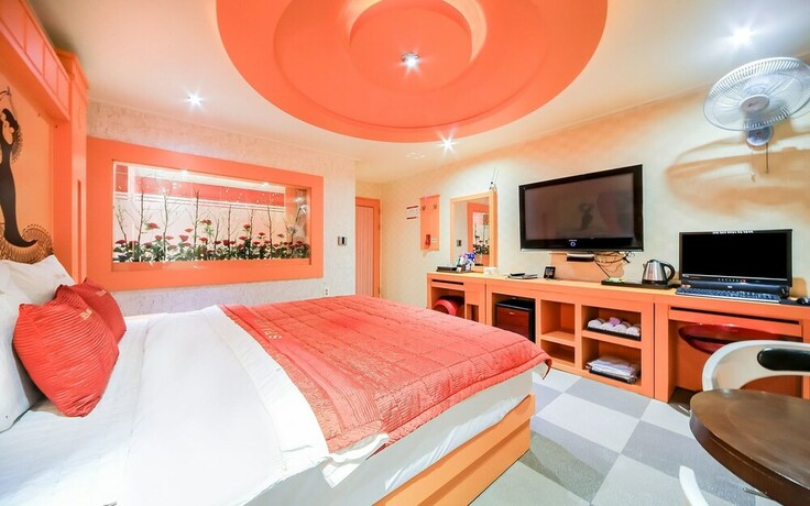 Imagen de la habitación del Hotel Busan Hwamyeong-dong Spa. Foto 32