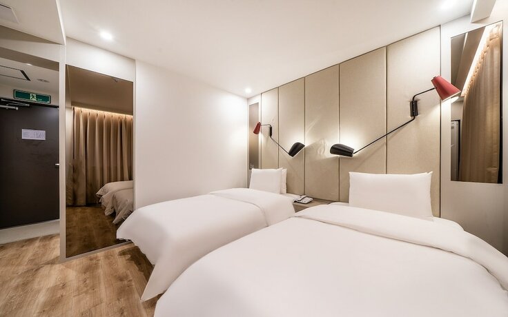 Imagen de la habitación del Hotel Busan Myeongji Ocean City. Foto 16