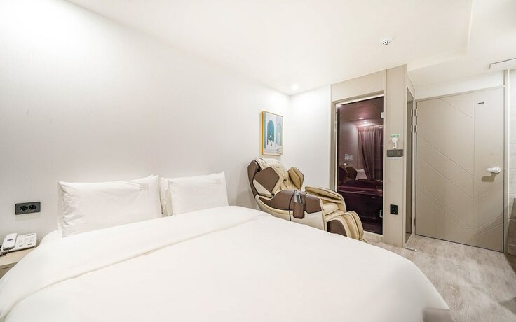 Imagen de la habitación del Hotel Busan Myeongji Ocean City. Foto 17