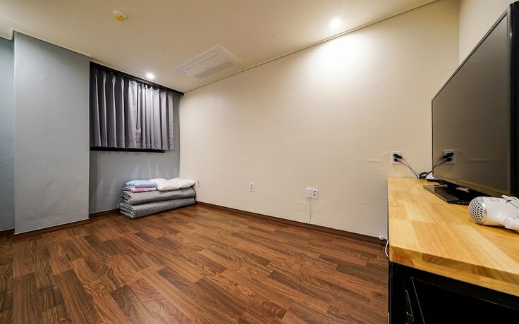 Imagen de la habitación del Hotel Busan Nampo Billy. Foto 12