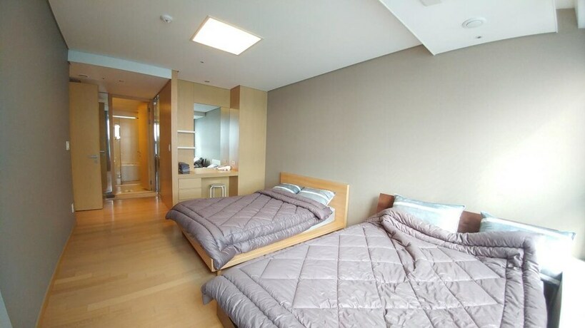 Imagen de la habitación del Hotel Busan Ocean Penthouse. Foto 23